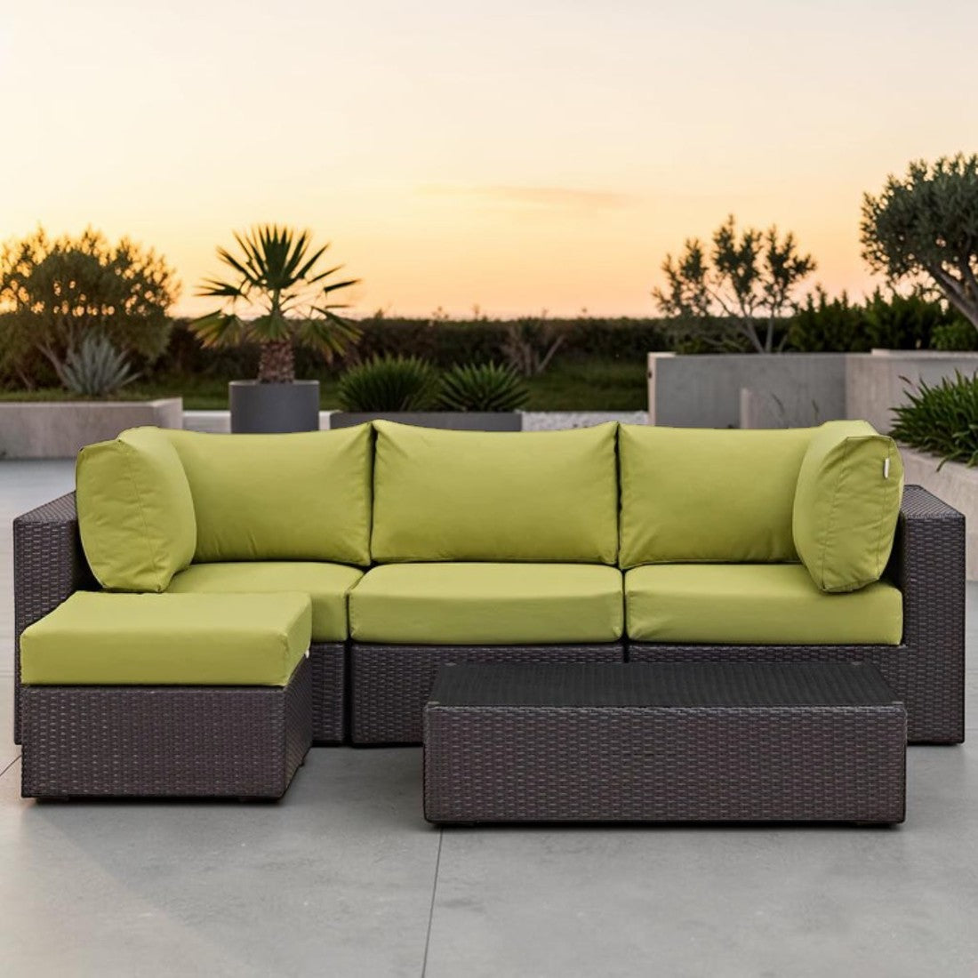 5 Piece Outdoor Sectional Sofa Set with Wicker Frame and Coffee Table