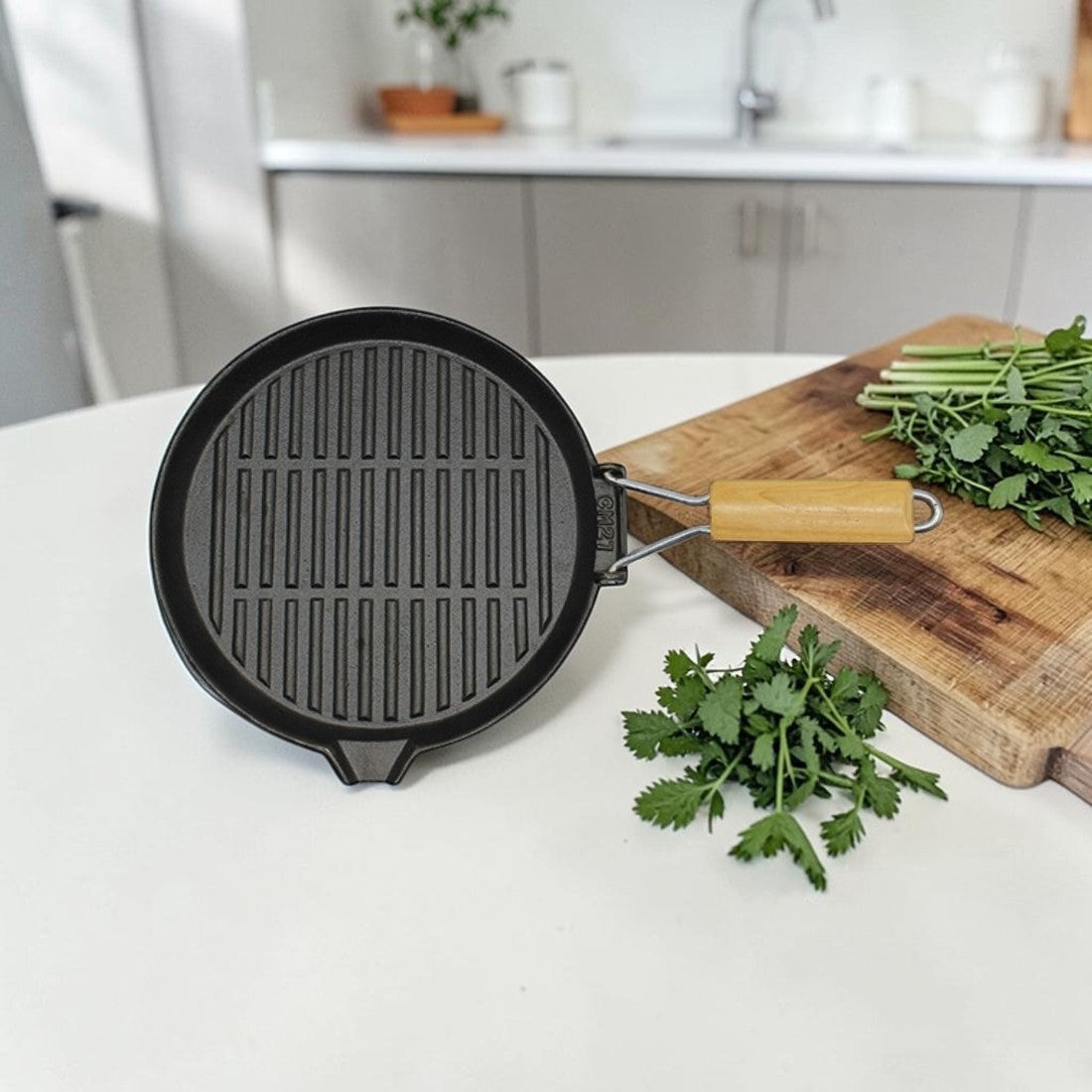 Cast Iron, Kitchen Grill Pan with Wooden Handle, 10.6 Inch